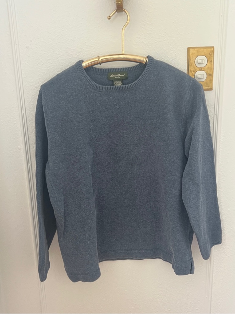 Eddie Bauer Men's Crewneck Sweater in Blue